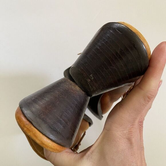 Durango Slid On Leather Heeled Shoes Women’s 7 Light Brown Boho Western Fringe - Picture 10 of 11